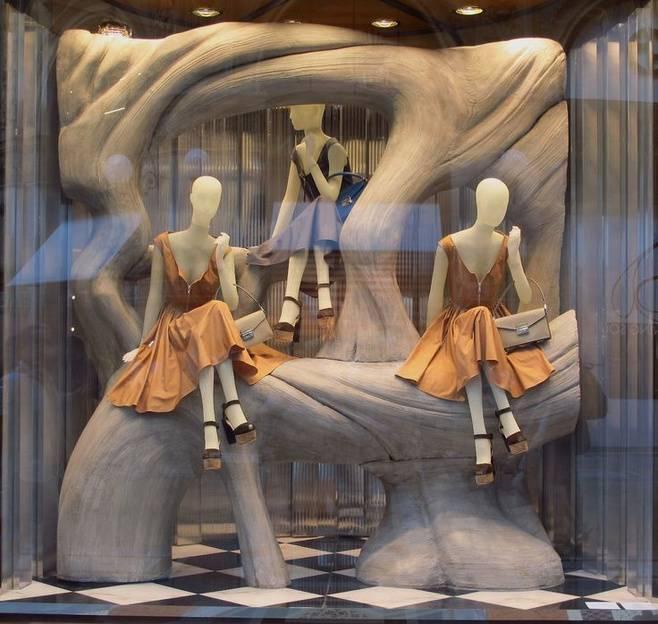 米兰时装周——安普里奥·阿玛尼品牌时装秀